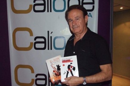 Adrián y Anita han inaugurado el evento organizado por Salsatore Almería, con el DJ Capi