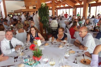 El Restaurante Club de Golf Playa Serena, en Roquetas de Mar, acogió la comida anual de inicio de campaña de Hortamar. Fotos: J. A. Barrio