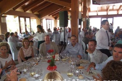 El Restaurante Club de Golf Playa Serena, en Roquetas de Mar, acogió la comida anual de inicio de campaña de Hortamar. Fotos: J. A. Barrio