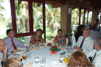 El Restaurante Club de Golf Playa Serena, en Roquetas de Mar, acogió la comida anual de inicio de campaña de Hortamar. Fotos: J. A. Barrio