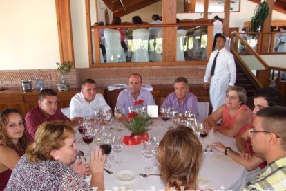 El Restaurante Club de Golf Playa Serena, en Roquetas de Mar, acogió la comida anual de inicio de campaña de Hortamar. Fotos: J. A. Barrio
