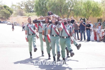 Más de 3.000 personas asisten al 95 aniversario de La Legión.El ministro de Defensa Morenés preside un acto conmemorativo que coincide co