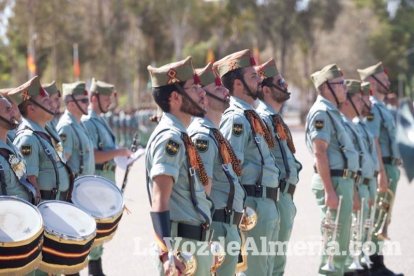 Más de 3.000 personas asisten al 95 aniversario de La Legión.El ministro de Defensa Morenés preside un acto conmemorativo que coincide co