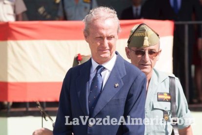 Más de 3.000 personas asisten al 95 aniversario de La Legión.El ministro de Defensa Morenés preside un acto conmemorativo que coincide co