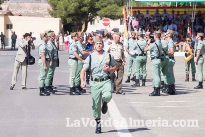 Más de 3.000 personas asisten al 95 aniversario de La Legión.El ministro de Defensa Morenés preside un acto conmemorativo que coincide co