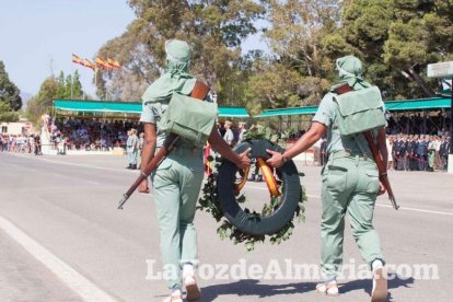 Más de 3.000 personas asisten al 95 aniversario de La Legión.El ministro de Defensa Morenés preside un acto conmemorativo que coincide co