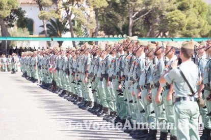 Más de 3.000 personas asisten al 95 aniversario de La Legión.El ministro de Defensa Morenés preside un acto conmemorativo que coincide co