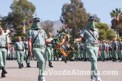 Más de 3.000 personas asisten al 95 aniversario de La Legión.El ministro de Defensa Morenés preside un acto conmemorativo que coincide co