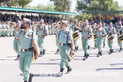 Más de 3.000 personas asisten al 95 aniversario de La Legión.El ministro de Defensa Morenés preside un acto conmemorativo que coincide co