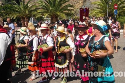 Alboloduy brinda la pisada de su primera uva a Paco Calvache