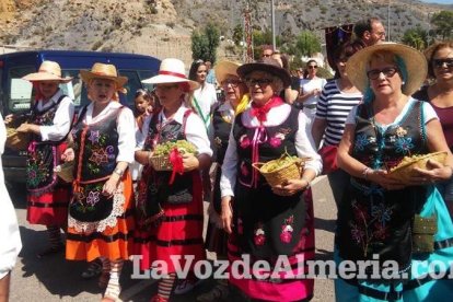 Alboloduy brinda la pisada de su primera uva a Paco Calvache