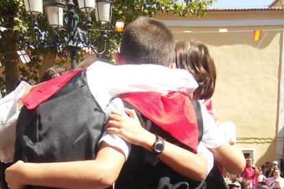 Alboloduy brinda la pisada de su primera uva a Paco Calvache