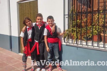 Alboloduy brinda la pisada de su primera uva a Paco Calvache