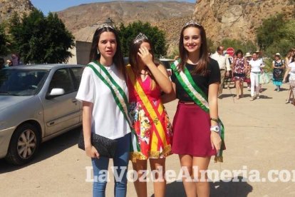 Alboloduy brinda la pisada de su primera uva a Paco Calvache