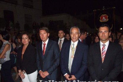 La devoción al Santísimo Cristo de la Luz llena Dalías de pólvora