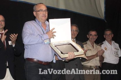 El Acebuche celebra el día de La Merced en el salón de actos de la prisión.