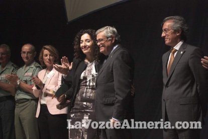 El Acebuche celebra el día de La Merced en el salón de actos de la prisión.