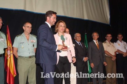 El Acebuche celebra el día de La Merced en el salón de actos de la prisión.