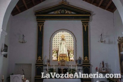 La Virgen se queda en Huebro tras la defensa de sus vecinos