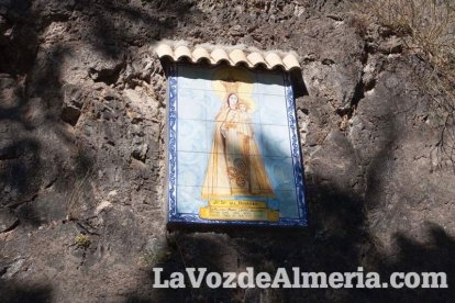 La Virgen se queda en Huebro tras la defensa de sus vecinos