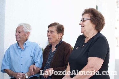 La Virgen se queda en Huebro tras la defensa de sus vecinos