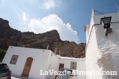 La Virgen se queda en Huebro tras la defensa de sus vecinos