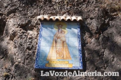 La Virgen se queda en Huebro tras la defensa de sus vecinos