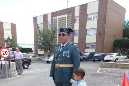 Celebración de la Virgen del Pilar en el cuartel de la Guardia Civil de El Ejido. Fotos: JA Barrios.