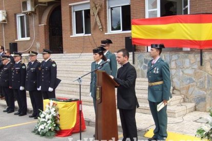 Celebración de la Virgen del Pilar en el cuartel de la Guardia Civil de El Ejido. Fotos: JA Barrios.