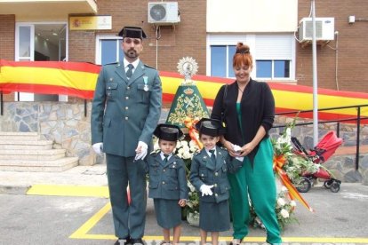Celebración de la Virgen del Pilar en el cuartel de la Guardia Civil de El Ejido. Fotos: JA Barrios.
