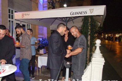 Fiesta de Juego de Tronos en Burane con actores y resto de personal de la serie. Fotos: JA Barrios.