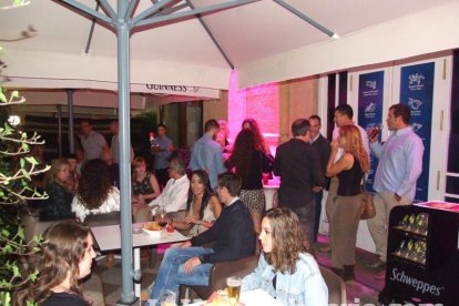 Fiesta de Juego de Tronos en Burane con actores y resto de personal de la serie. Fotos: JA Barrios.