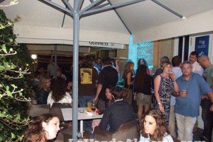 Fiesta de Juego de Tronos en Burane con actores y resto de personal de la serie. Fotos: JA Barrios.