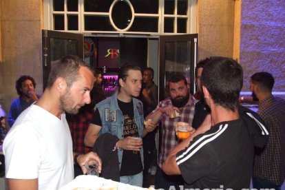 Fiesta de Juego de Tronos en Burane con actores y resto de personal de la serie. Fotos: JA Barrios.