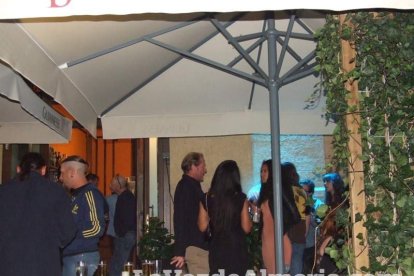 Fiesta de Juego de Tronos en Burane con actores y resto de personal de la serie. Fotos: JA Barrios.