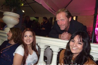 Fiesta de Juego de Tronos en Burane con actores y resto de personal de la serie. Fotos: JA Barrios.