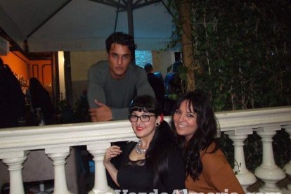 Fiesta de Juego de Tronos en Burane con actores y resto de personal de la serie. Fotos: JA Barrios.