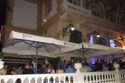 Fiesta de Juego de Tronos en Burane con actores y resto de personal de la serie. Fotos: JA Barrios.