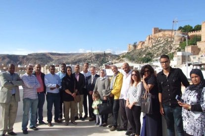 Las asociaciones de Almería y Granada homenajean a Sellan Berrada, cónsul general