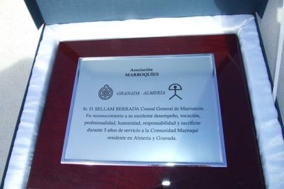 Las asociaciones de Almería y Granada homenajean a Sellan Berrada, cónsul general