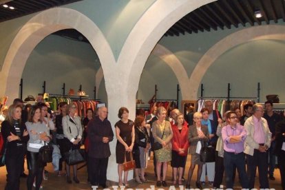 Cáritas inaugura su tienda Koopera Store en la Plaza San Sebastián. Fotos: JA Barrios.