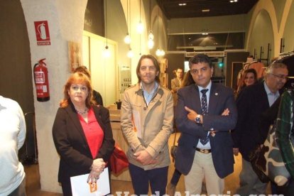 Cáritas inaugura su tienda Koopera Store en la Plaza San Sebastián. Fotos: JA Barrios.