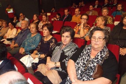 El luto por la matanza en París marca la fiesta de Almería