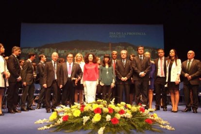 El luto por la matanza en París marca la fiesta de Almería