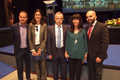 El luto por la matanza en París marca la fiesta de Almería