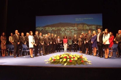El luto por la matanza en París marca la fiesta de Almería