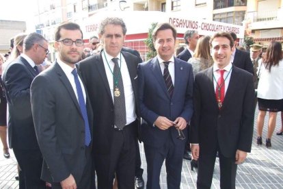 El luto por la matanza en París marca la fiesta de Almería