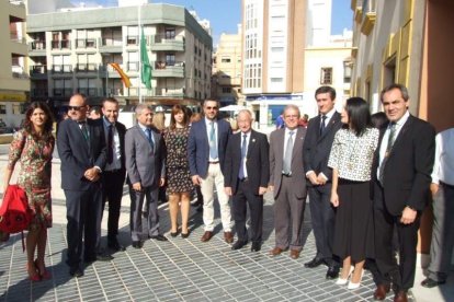 El luto por la matanza en París marca la fiesta de Almería
