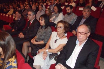 El luto por la matanza en París marca la fiesta de Almería