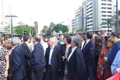 Medio millar de personas han participado en la concentración celebrada en la capital de la provincia. Fotos: JA Barrios